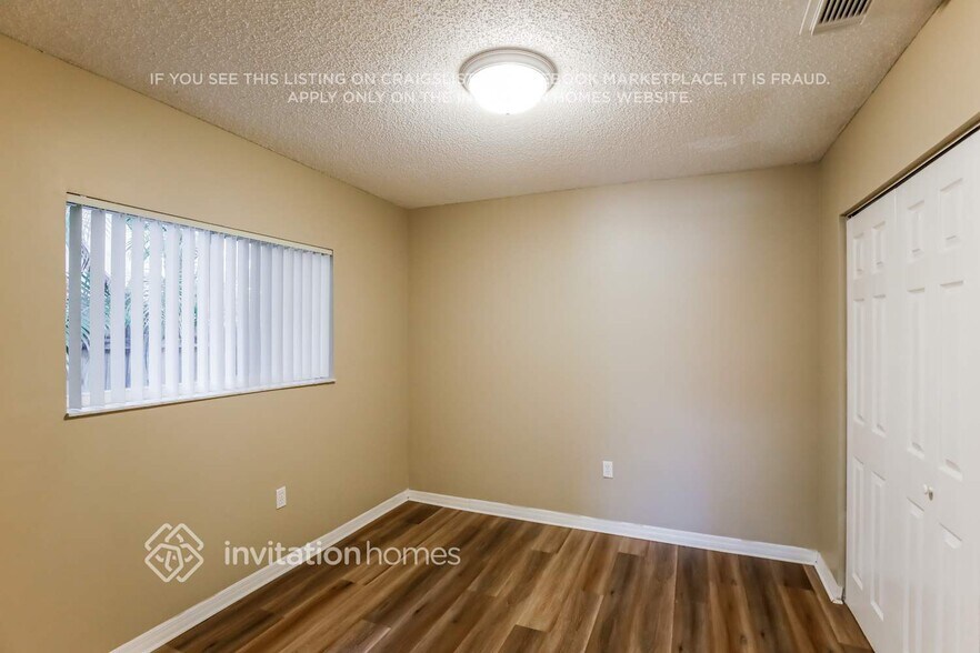 Building Photo - 14305 SW 164th Terrace
