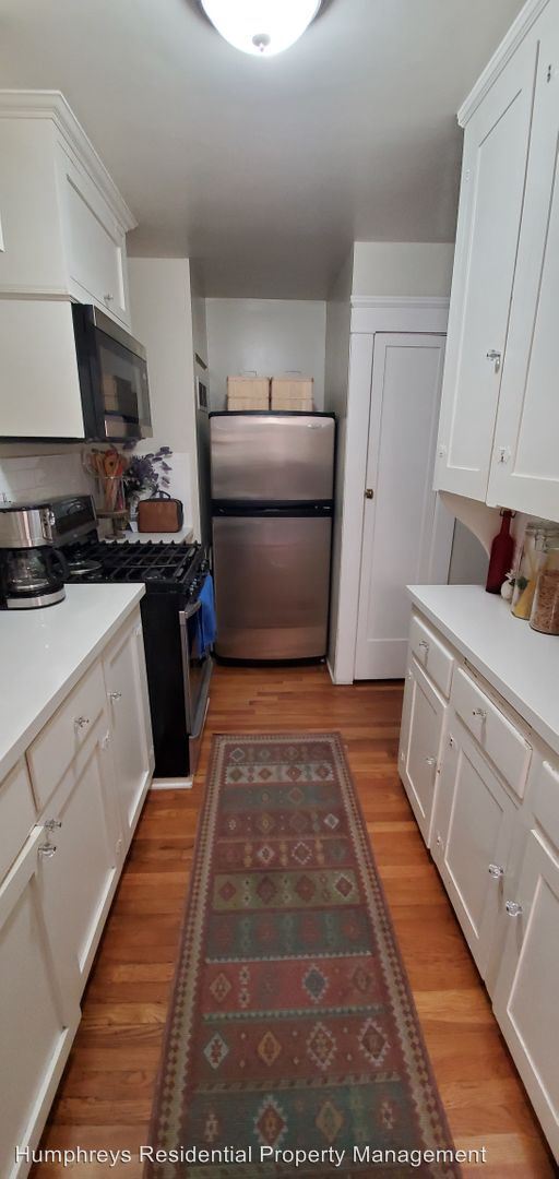 Building Photo - 3918-39245 Iowa St