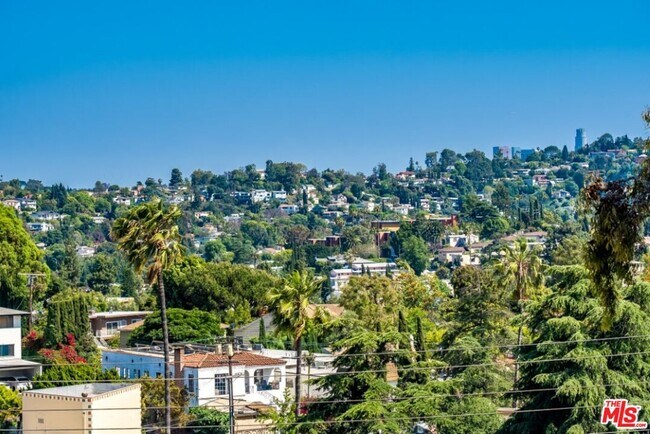 Building Photo - 3365 Ley Dr