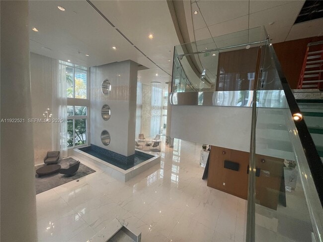 Building Photo - 41 SE 5th St