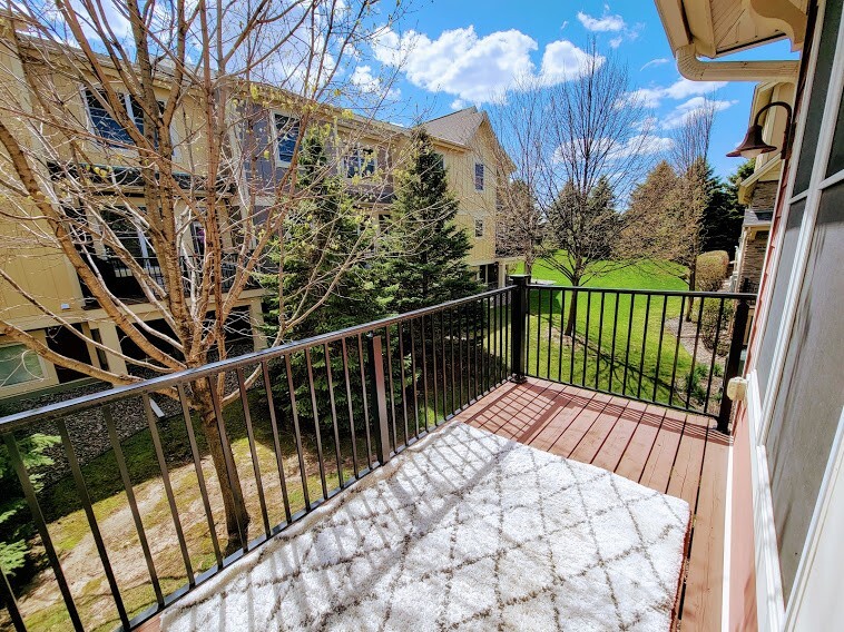 Building Photo - 10747 Falling Water Ln