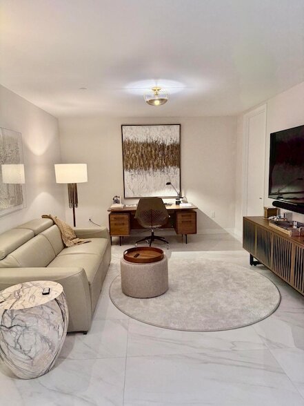 Building Photo - 220 SE Mizner Blvd