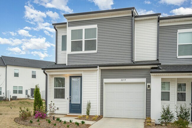 Building Photo - 2219 Endeavor Run