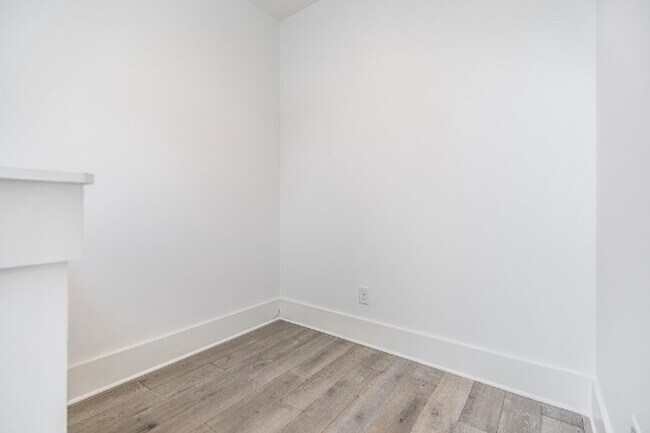 Building Photo - 3BR Germantown Townhome in the Heart of Nashville