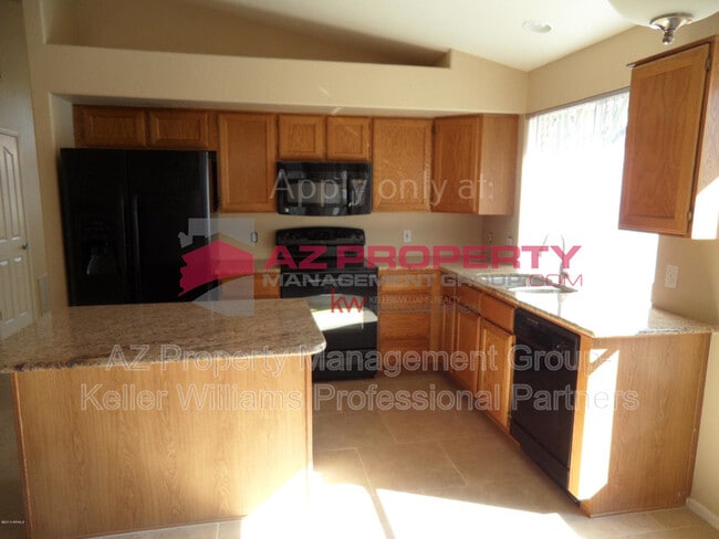 Building Photo - 5755 W Brown St