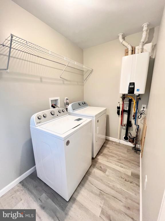 Building Photo - 6 Avery Dr