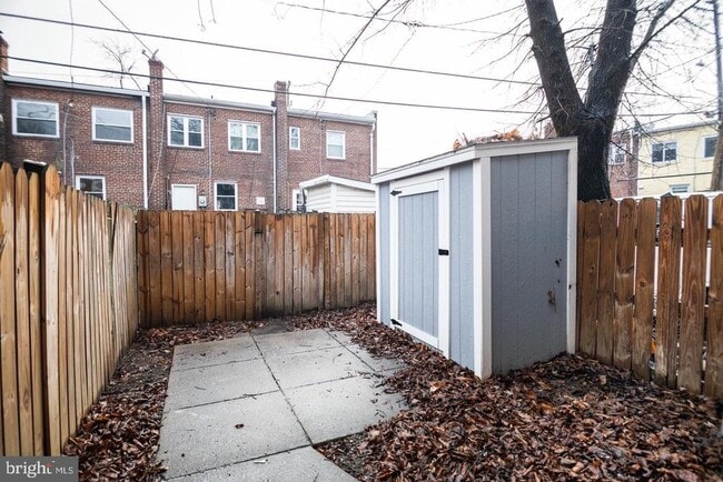 Building Photo - 138 Dale St