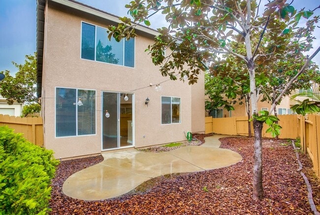 Building Photo - Desirable 3 Bedroom 2 Bath in Ivey Ridge C...