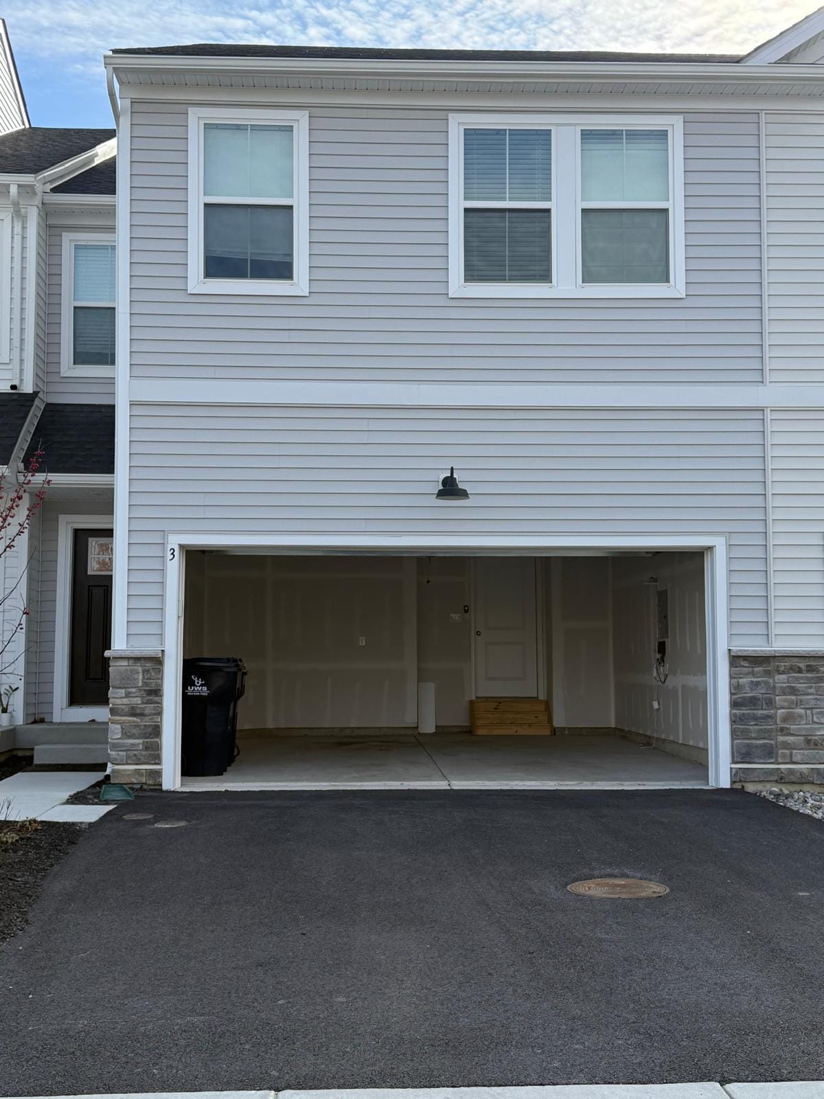 Front view - 3 Shamrock Cir