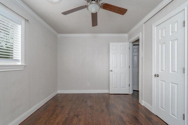 Building Photo - 3042 S 28th St