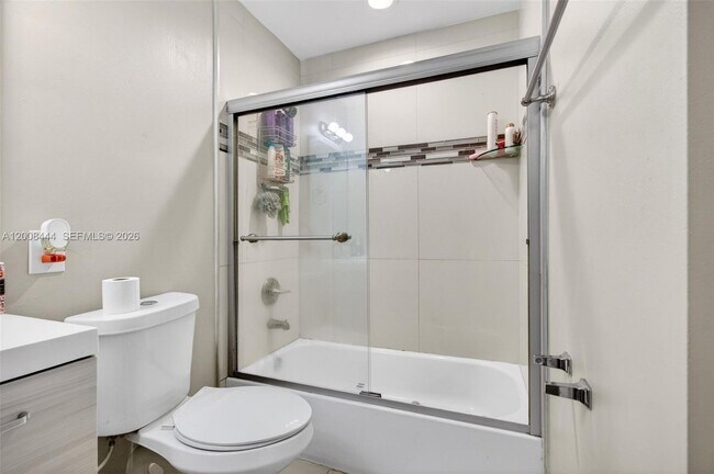 Building Photo - 10850 Eureka St