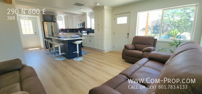 Building Photo - 290 N 600 E