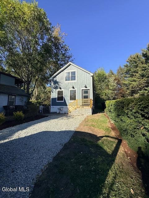 Building Photo - 761 Pawling Ave