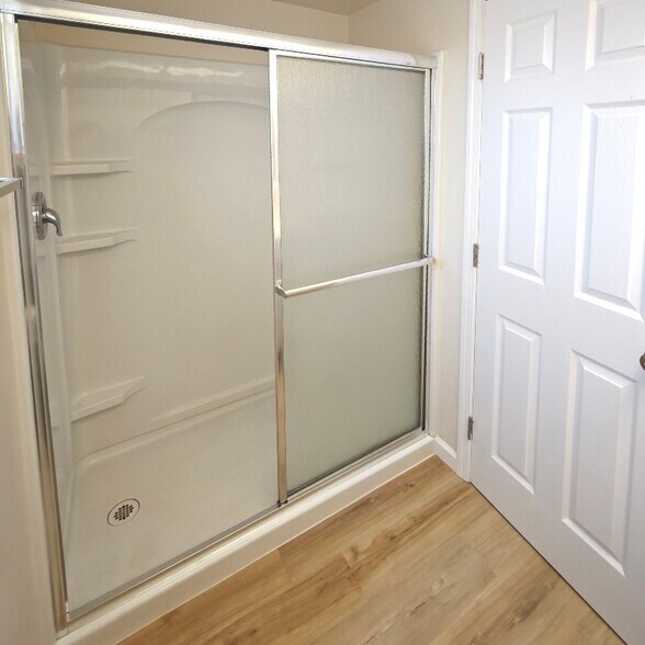 Building Photo - 955 Via Solana