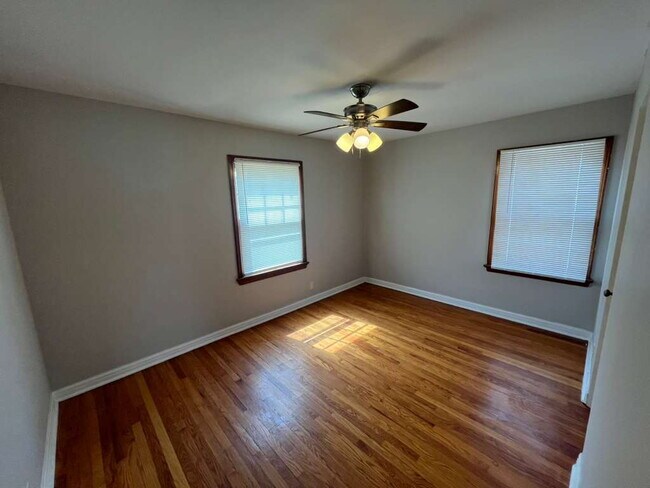 Building Photo - 9813 Lullaby Ln