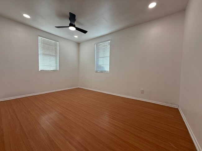 Building Photo - 6054 Colfax Ave