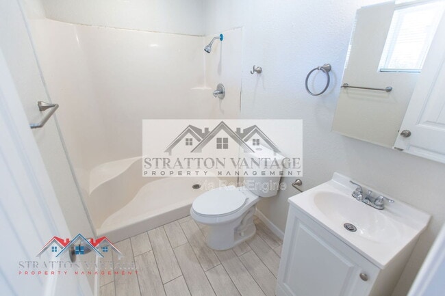 Building Photo - 11033 N Geronimo Dr