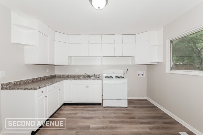 Building Photo - 8425 Georgiana Ln