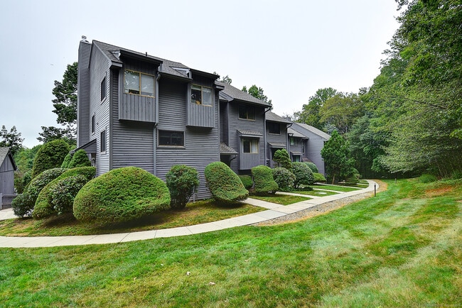 Building Photo - 298 Conestoga Way