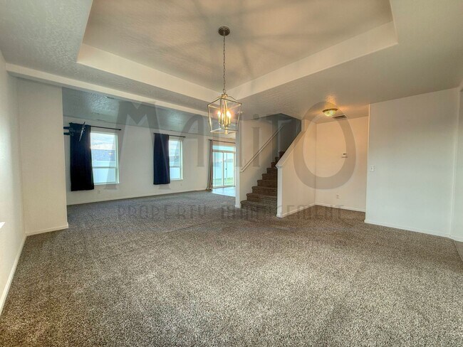 Building Photo - Spacious Airway Heights Home