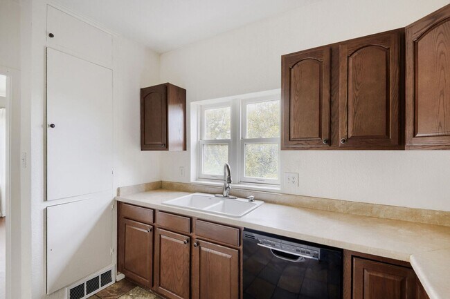 Building Photo - 7401 W 48th Ave