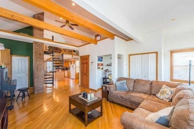 Building Photo - 551 Washington St