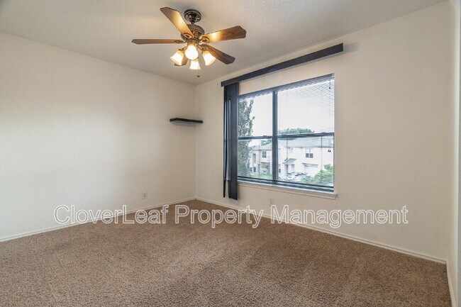 Building Photo - 23 Caswell Cir