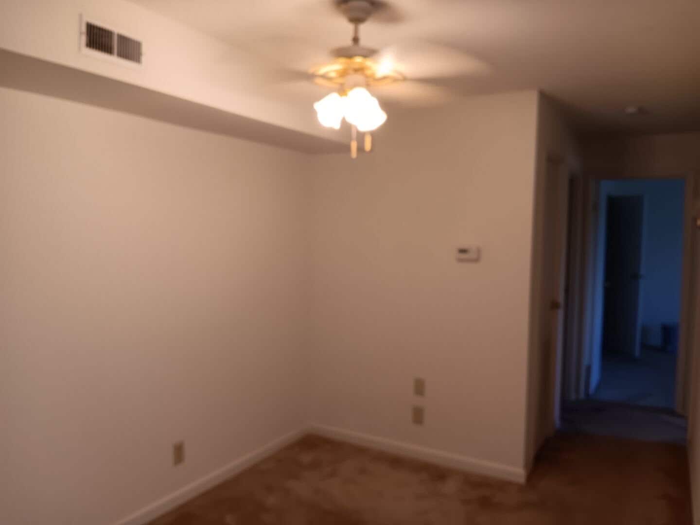 Building Photo - 32 Woodglen Apartment