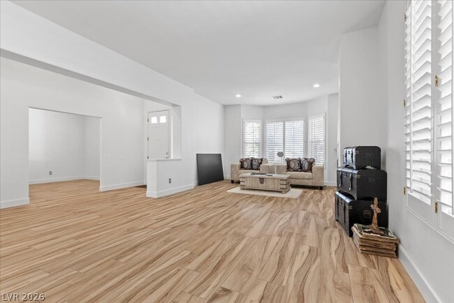 Building Photo - 2204 Trident Maple St
