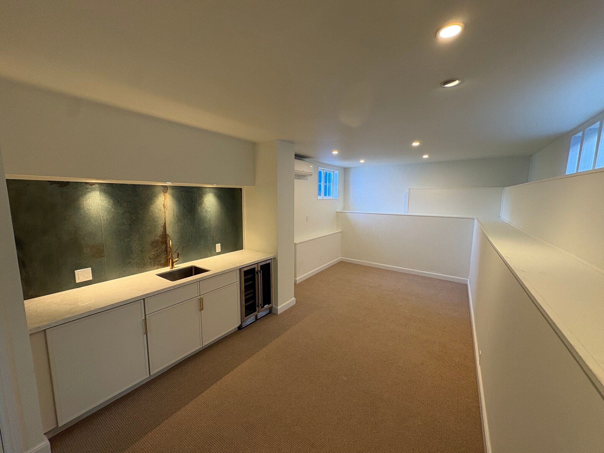 Building Photo - 1703 Funston Ave