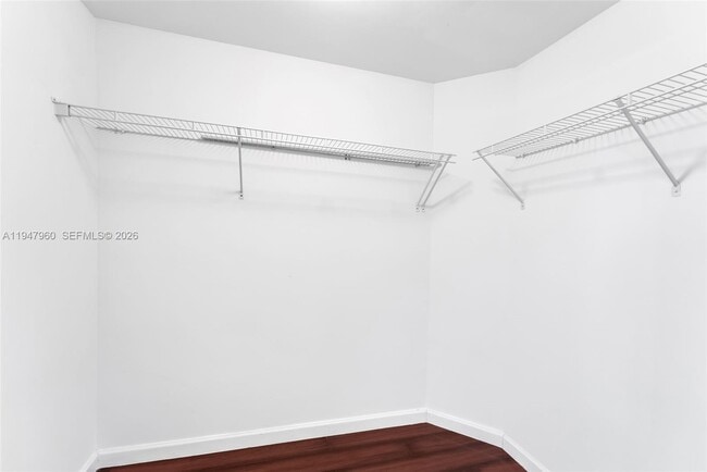 Building Photo - 7914 Harbor Island Dr