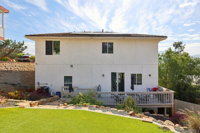 Building Photo - 1644 Cuyamaca Ave