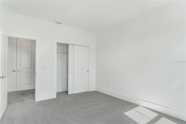 Building Photo - 15567 Gentle Rain Dr