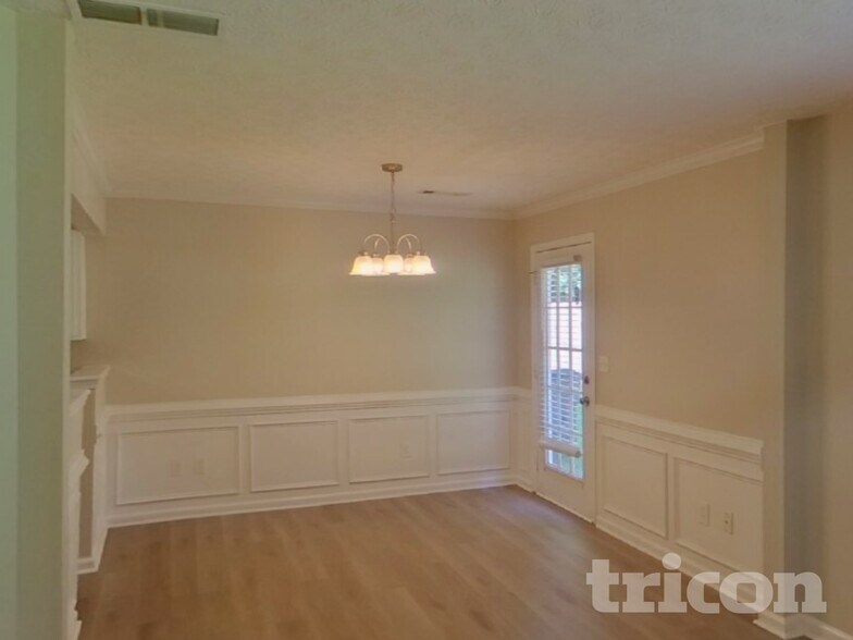 Building Photo - 1132 St Phillips Ct