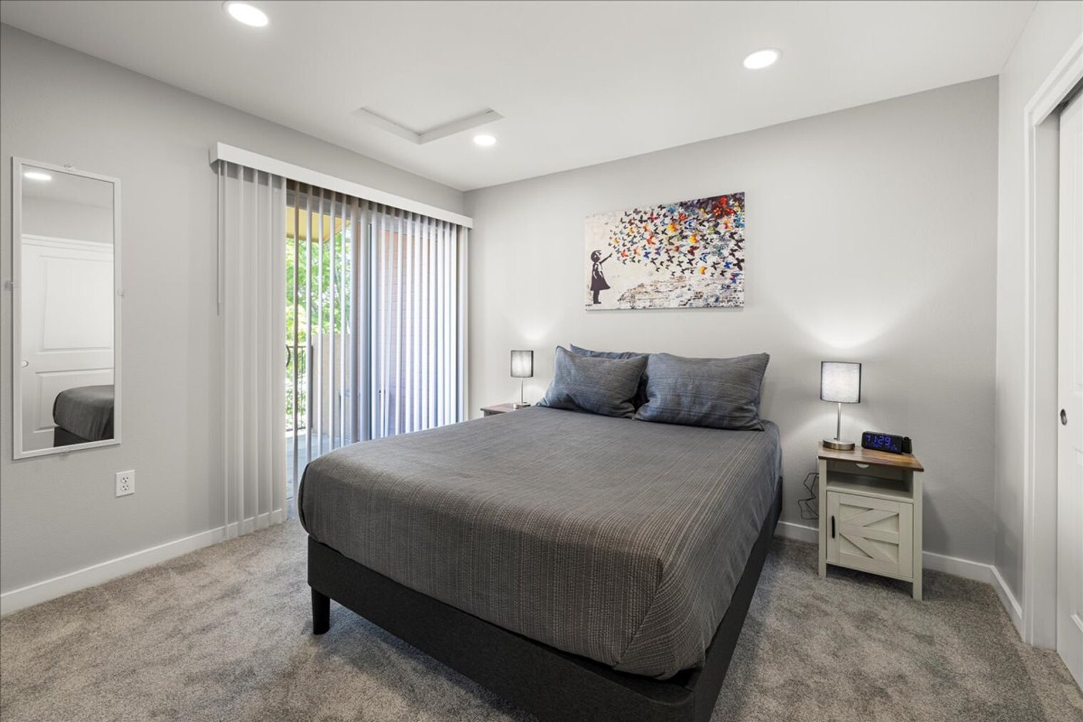 Building Photo - 502 S 15th St