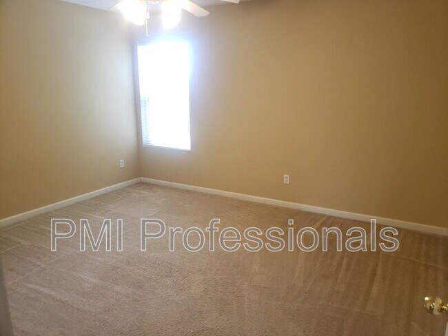 Building Photo - 3368 Mountain Maple Ct