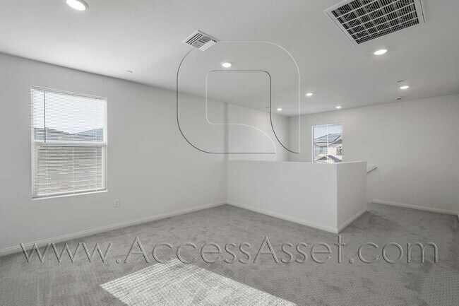 Building Photo - 4812 Sicily Dr