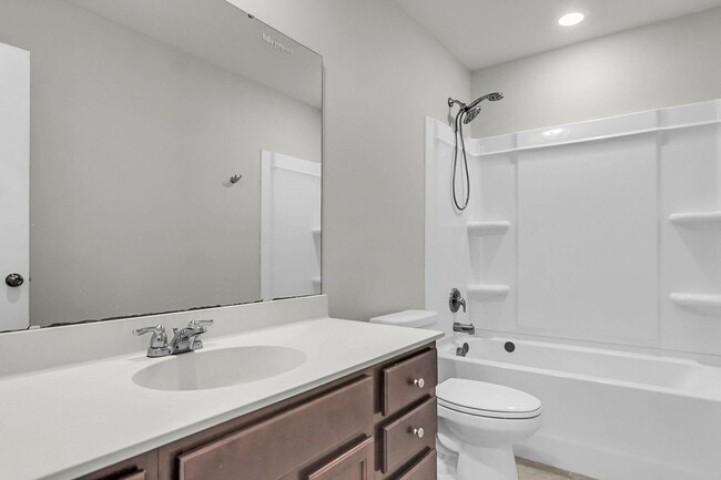 Building Photo - Beautiful 3 Bedroom 2.5 Bath Home In Goose...
