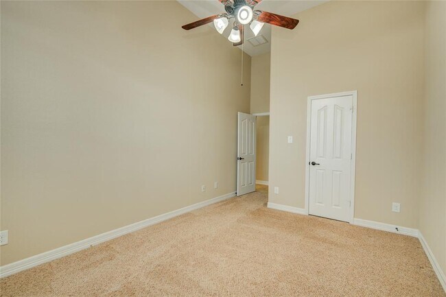 Building Photo - 25410 Lancaster Pine Dr