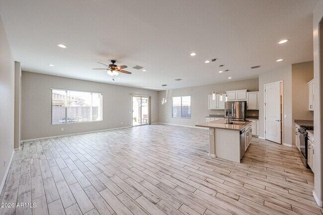 Building Photo - 19053 Rancho Dr