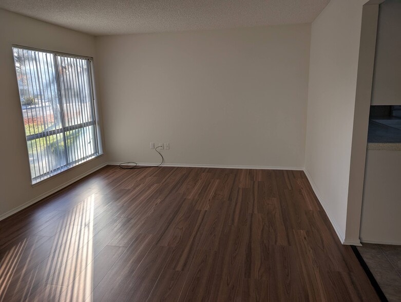 living room - 2851 W Ave J4