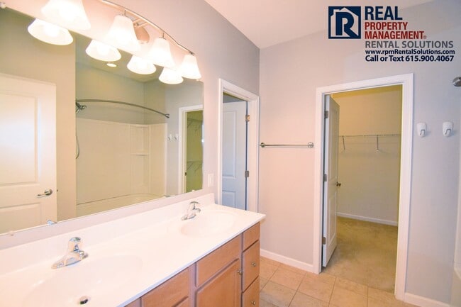 Building Photo - Wonderful 4BR/2.5BA for lease in Franklin, neighborhood pool and playground! Williamson County sc...