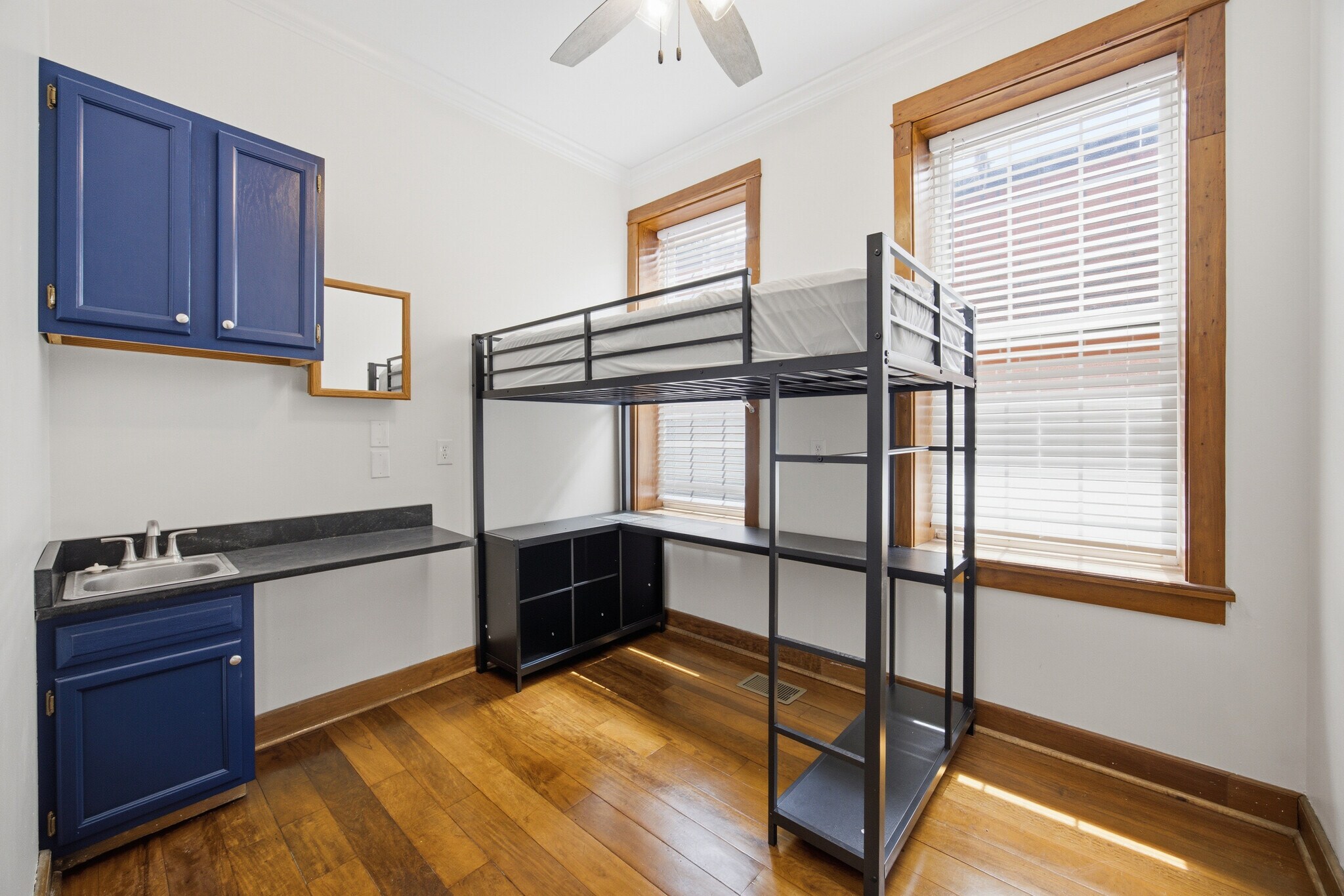 Building Photo - 823 McCallie Ave