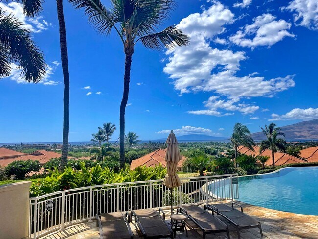 Building Photo - Luxury Island Living in Hokulani Golf Vill...