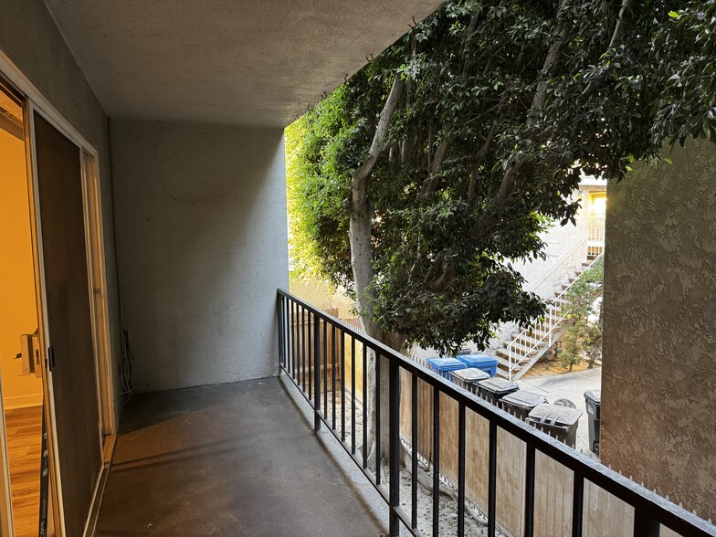Balcony - 280 Molino Ave