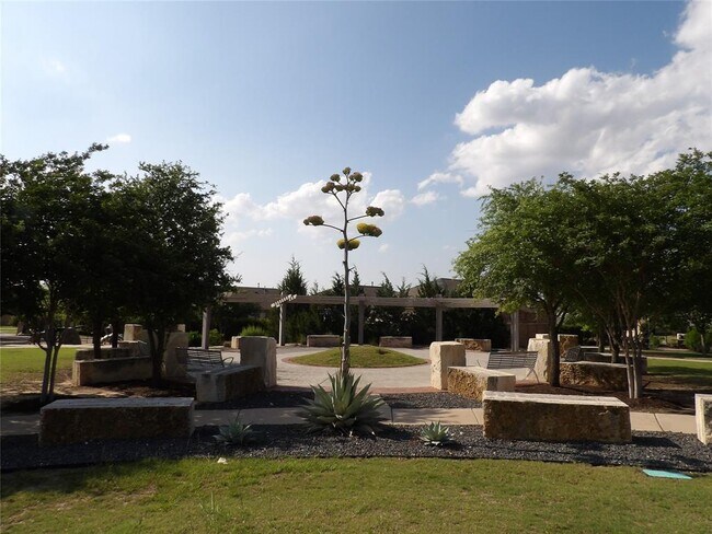 Building Photo - 3097 Blantyre Bnd