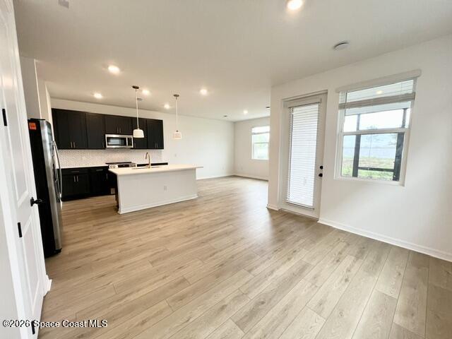 Building Photo - 1389 Bluewater Ln