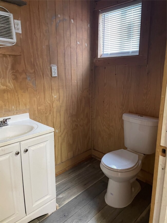 Building Photo - 544 Marlin Dr