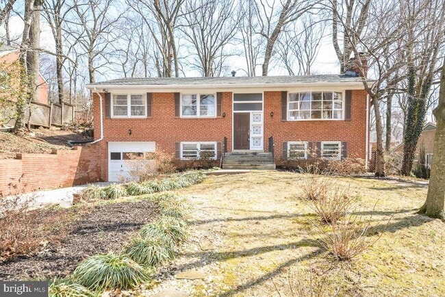 Building Photo - 3035 Hazelton St