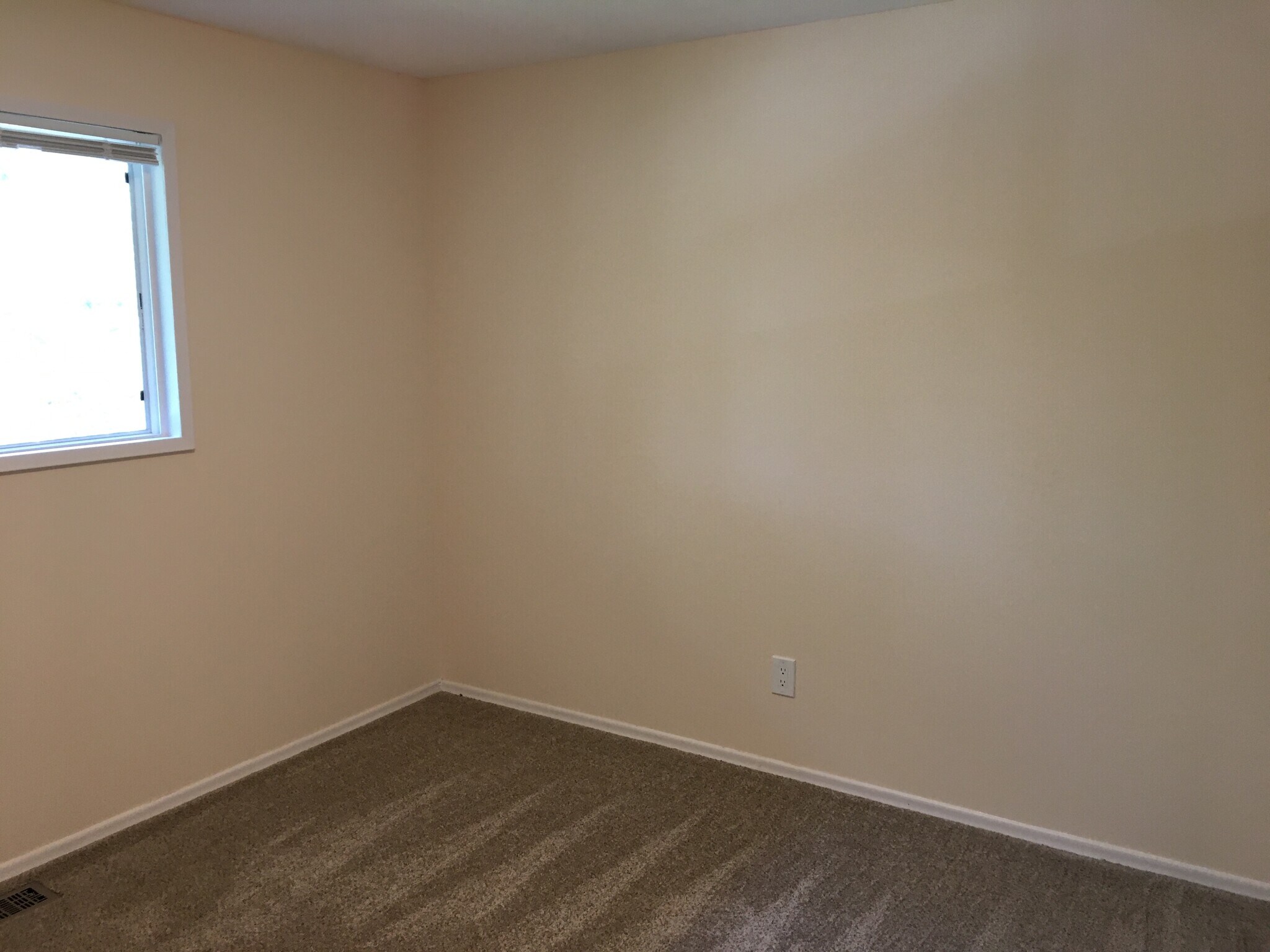 Building Photo - 14018 89th Ave NE